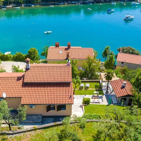 Villa Paula Sveta Marina Exterior photo