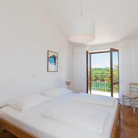 Villa Paula Sveta Marina Exterior photo